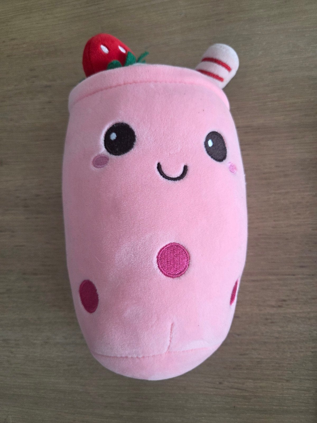 Leuke roze bubble tea knuffel met aardbei en rietje, Overige merken, Overige karakters, Overige typen, Ophalen of Verzenden