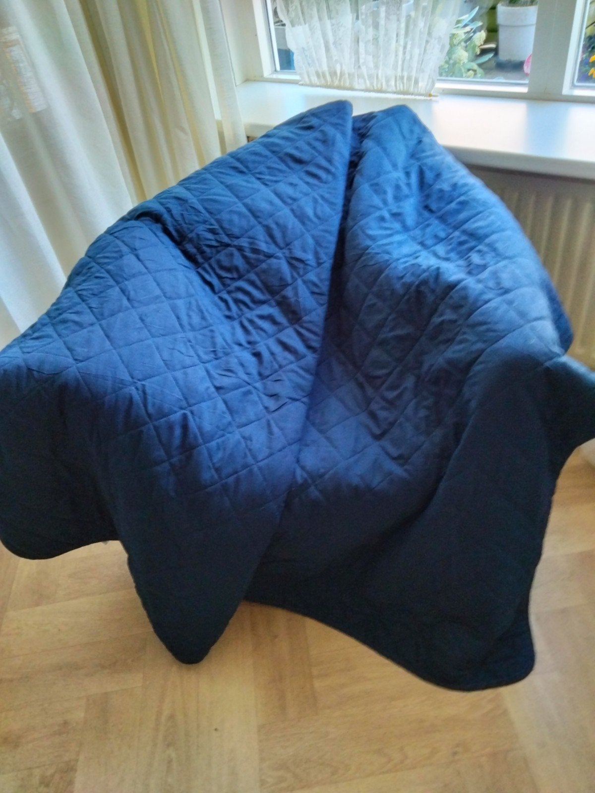 Bedsprei 240x260cm Donkerblauw+2 Sierslopen, Ophalen of Verzenden, Zo goed als nieuw, Sprei, Blauw