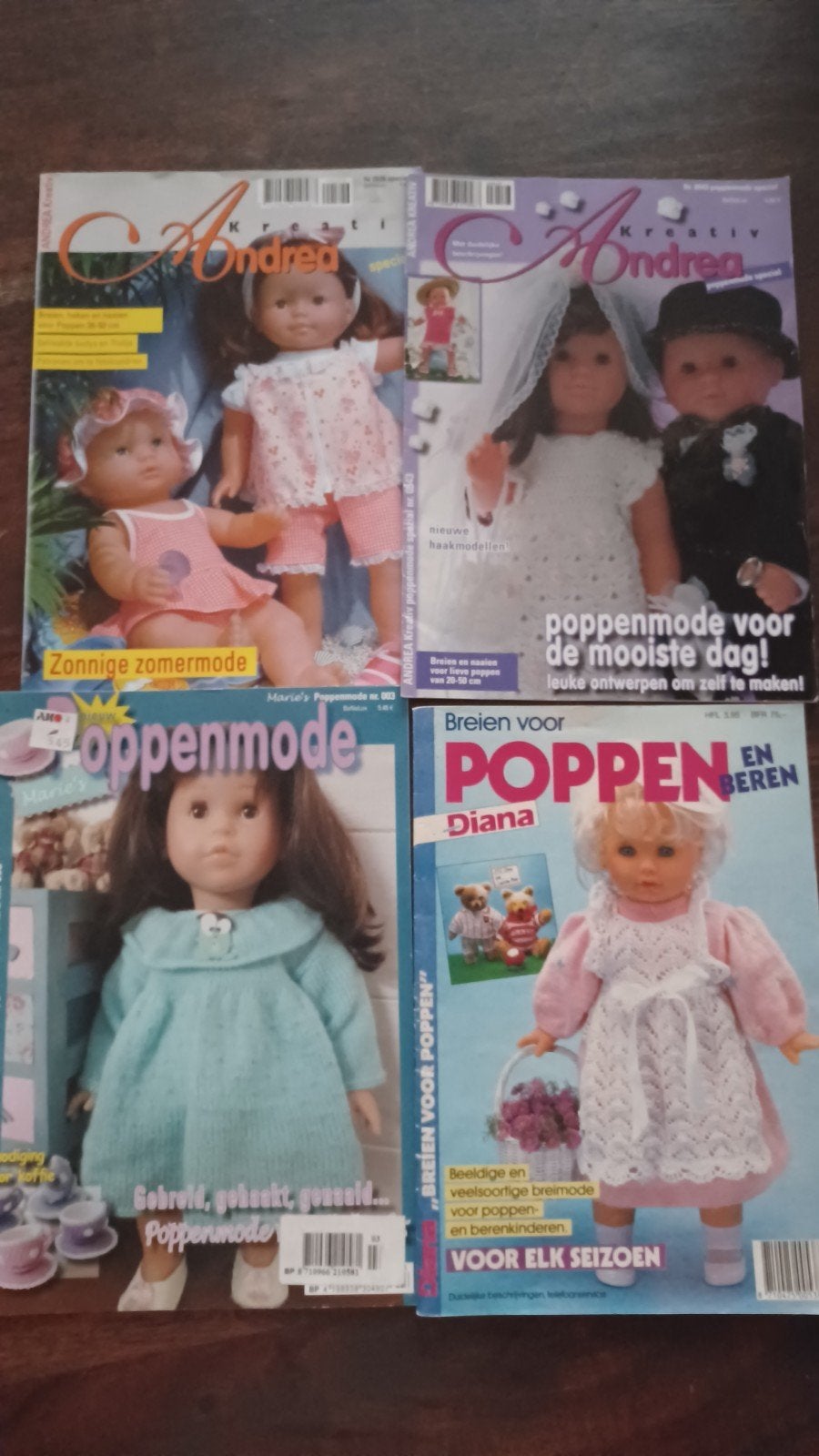4 stuks, poppenkleertjes, haken , naaien en breien, Boeken, Ophalen of Verzenden, Zo goed als nieuw, Breien en Haken