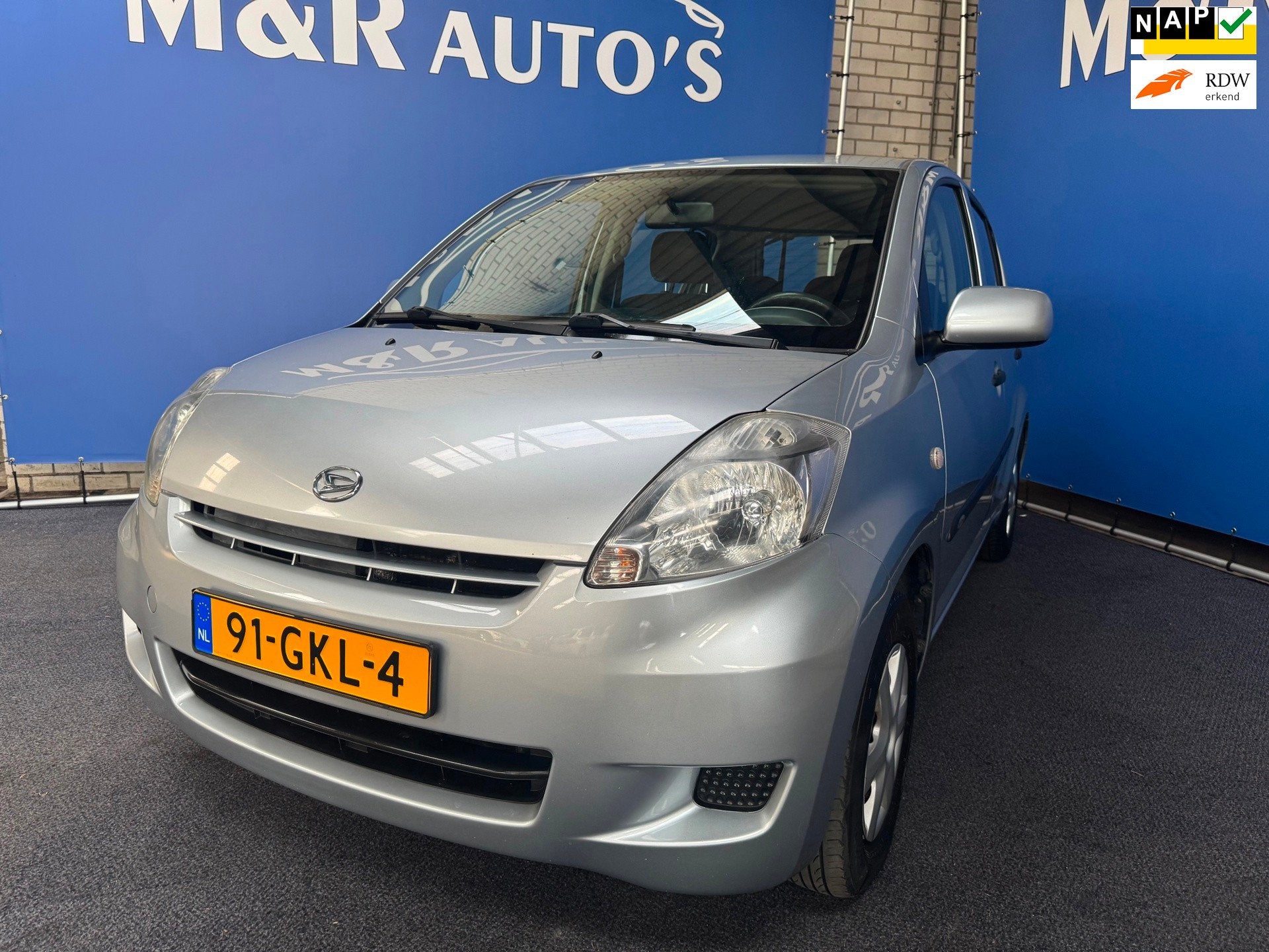 Daihatsu Sirion 2 1.0-12V Premium Nieuwe APK, Voorwielaandrijving, Stof, Gebruikt, Bedrijf