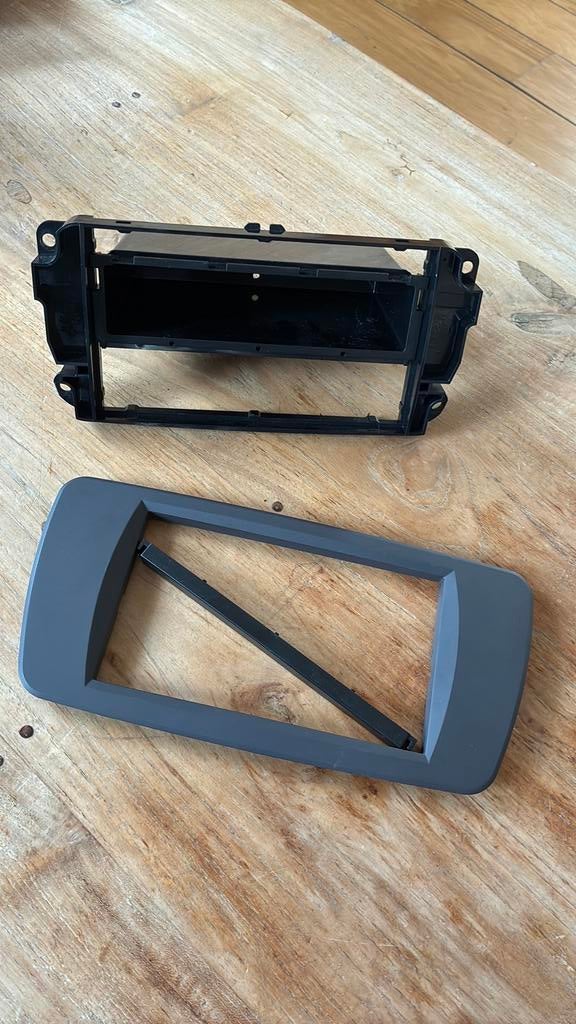 Radiomontage frame voor Seat Ibiza 6J/6P - Met radiobak, Ophalen of Verzenden, Nieuw, Seat