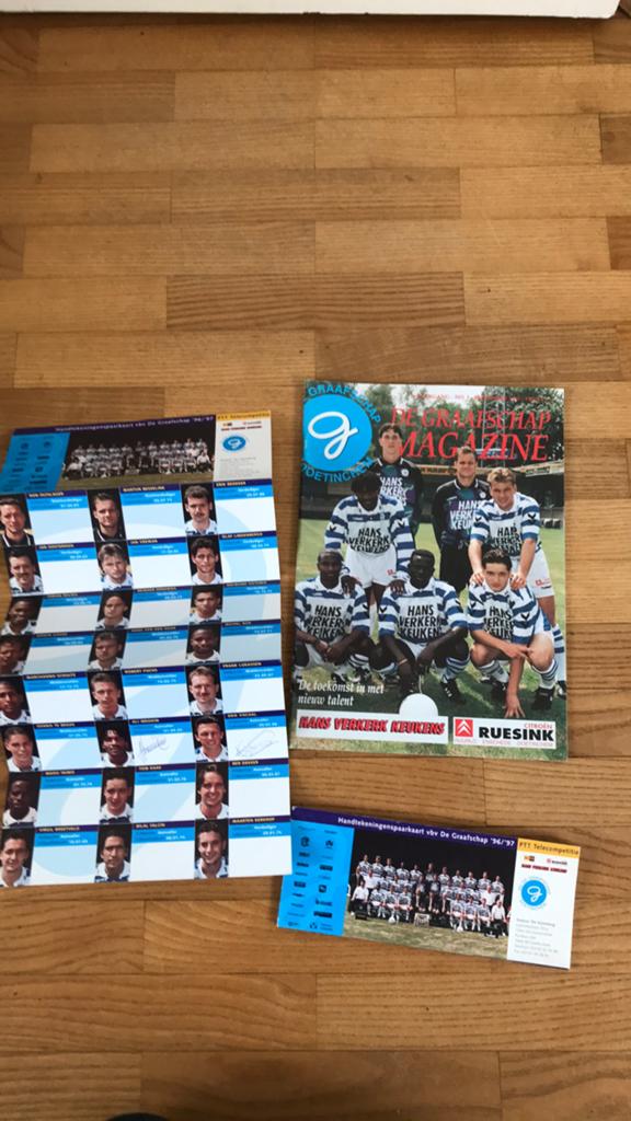 De Graafschap magazine en handtekeningenkaart, Verzamelen, Ophalen of Verzenden, Zo goed als nieuw, Buitenlandse clubs, Boek of Tijdschrift