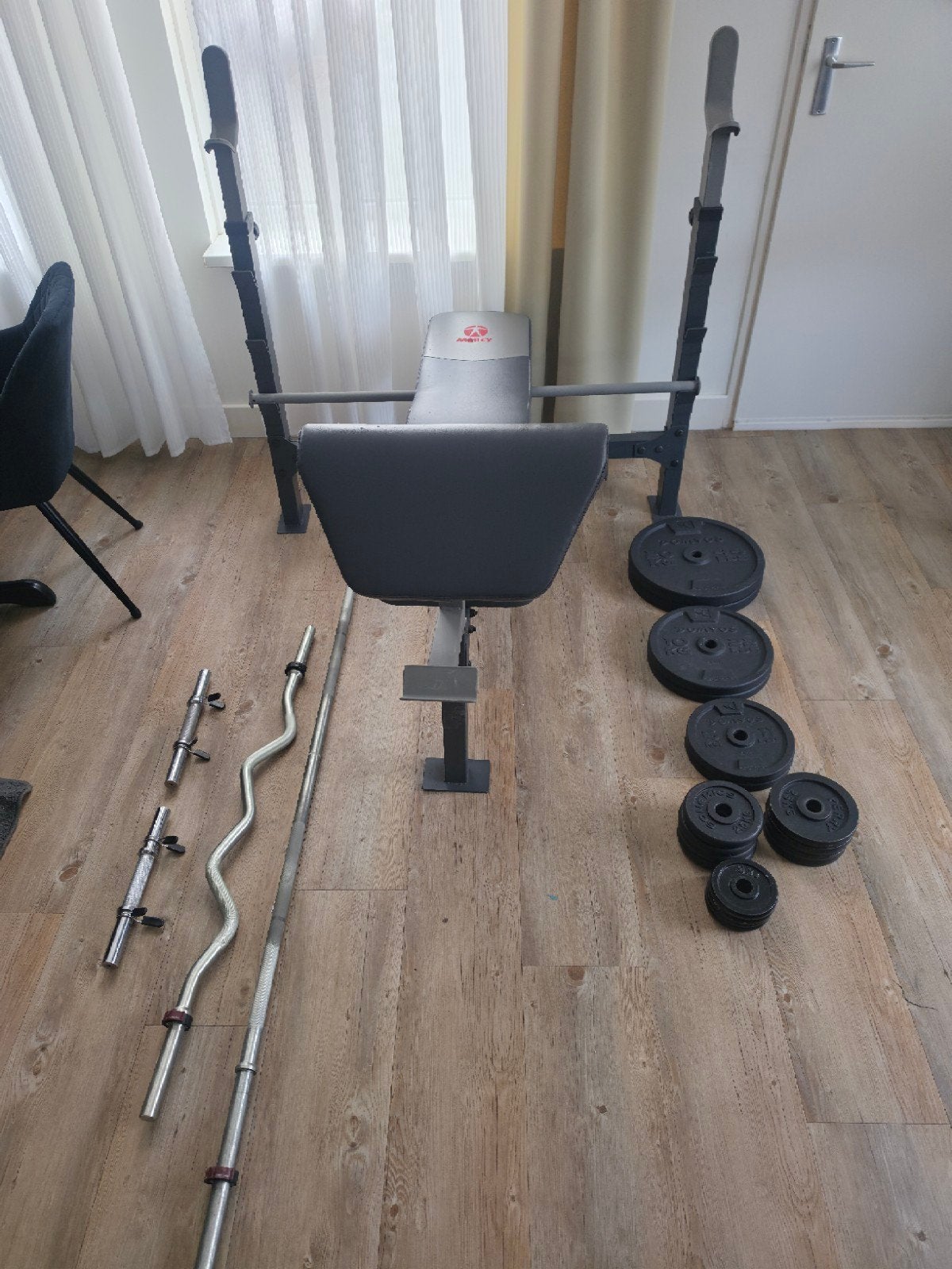 fitness set halterbank 94kg  gewichten dumbells Halterstang, Ophalen, Gebruikt, Benen