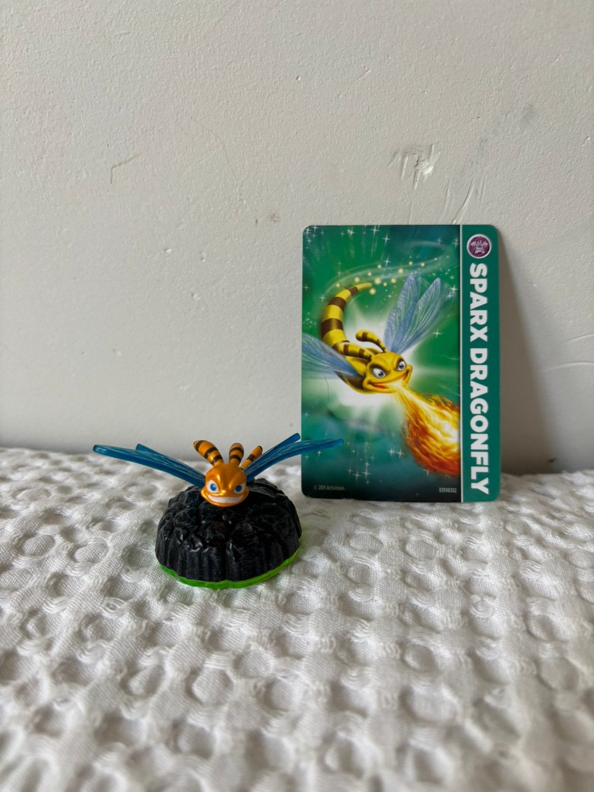 Skylanders Sparx Dragonfly + kaartje, Avontuur en Actie, 2 spelers, Ophalen of Verzenden, Zo goed als nieuw