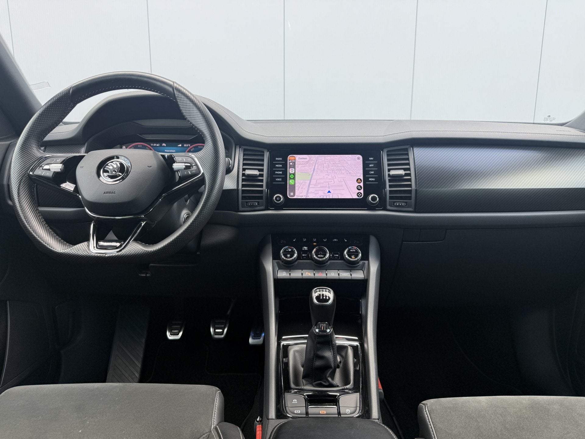Skoda Kodiaq 1.5 TSI Sportline Business Carplay/Trekhaak/19i, Voorwielaandrijving, Euro 6, 4 cilinders, 150 pk