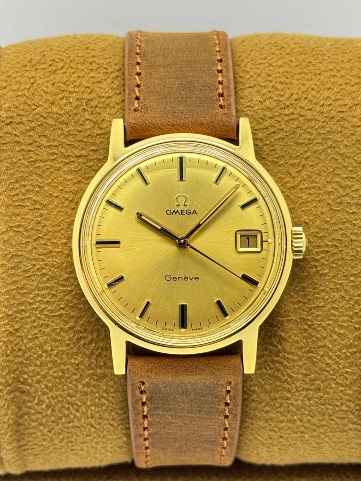 Omega Genève Vintage Gold Sunburst Dial Cal.613 Ref. 136.070, Sieraden, Tassen en Uiterlijk, Horloges | Heren, Ophalen of Verzenden