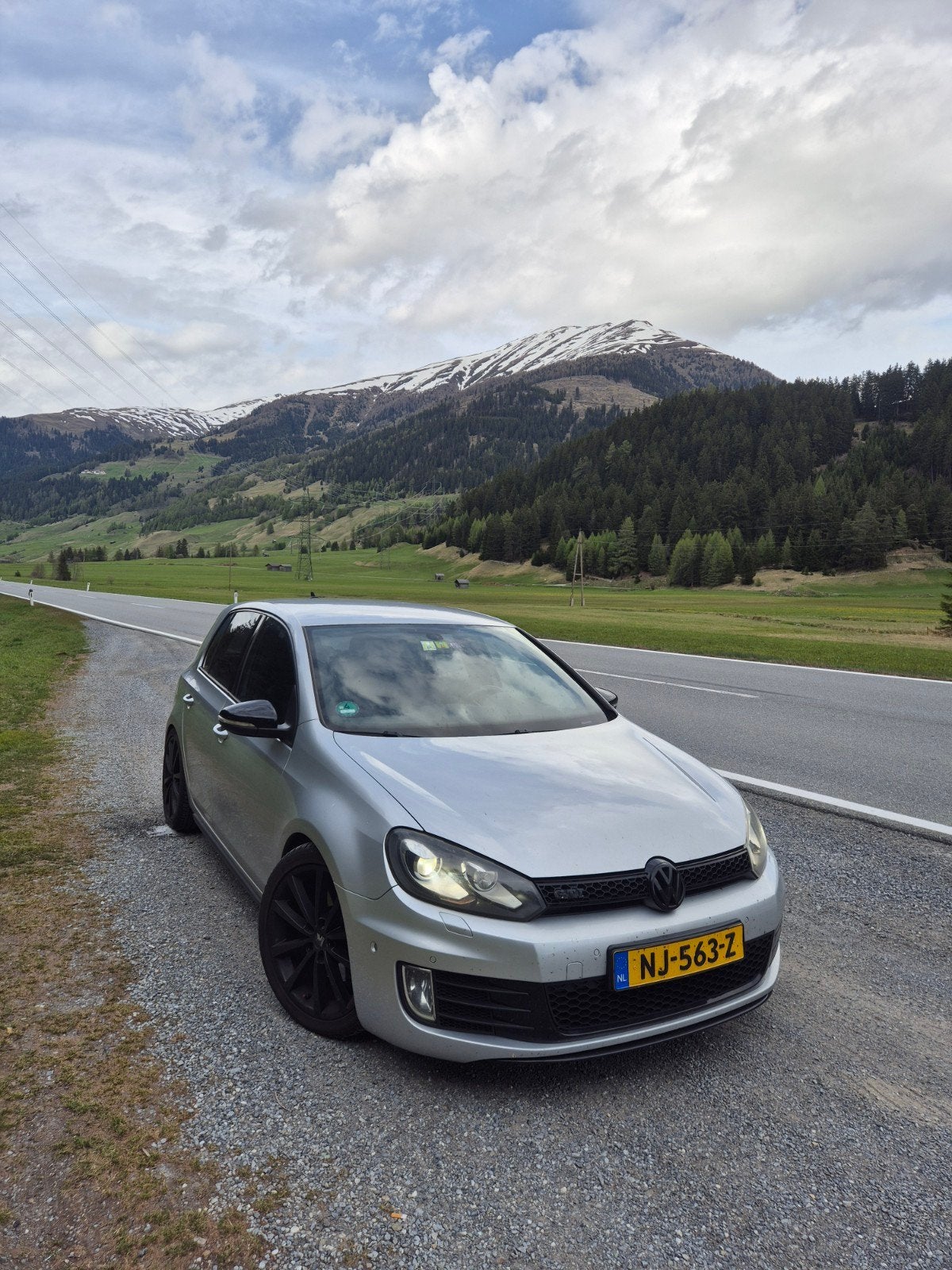 Volkswagen Golf 2.0 GTI 154KW 2009 Grijs Handgeschakeld, Voorwielaandrijving, 4 cilinders, 1984 cc, 14 km/l