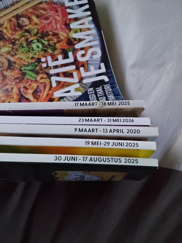 allerhande AH magazine tijdschriften 12, Ophalen, Zo goed als nieuw, Overige typen