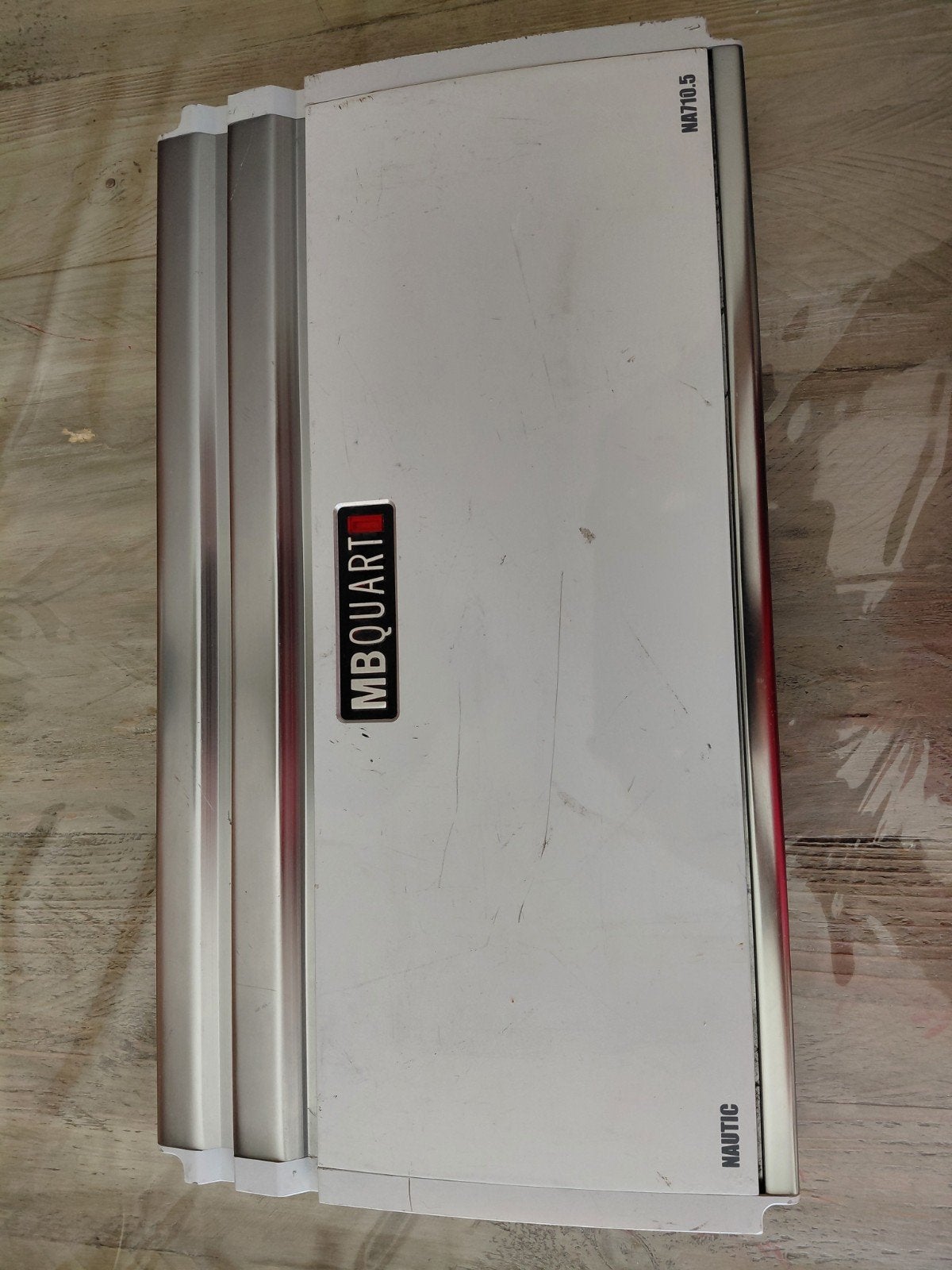 MB Quart Nautic N8710.5 Versterker - Voor onderdelen/klusser, Ophalen, Gebruikt