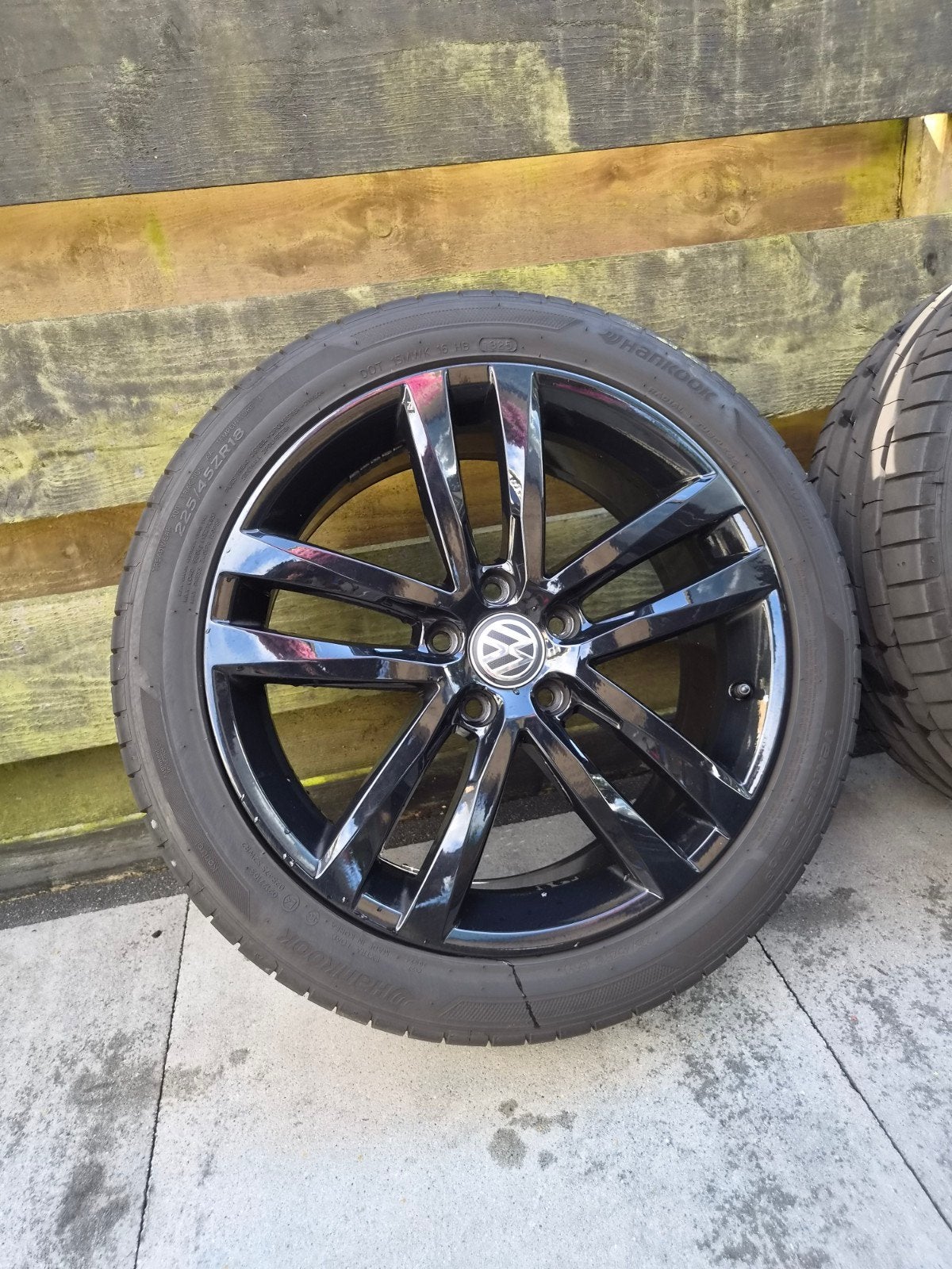 Originele VW Velgen 18 inch met bijna Nieuwe Banden 5x112, 18 inch, Banden en Velgen, Gereviseerd, Ophalen