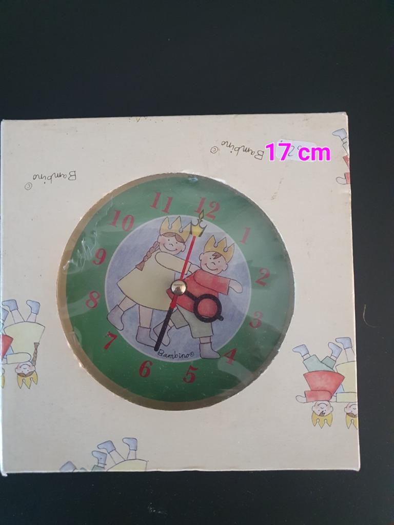 Nieuwe Bambino Klok - Kinderklok 17cm, Ophalen of Verzenden, Nieuw, Analoog, Wekker of Tafelklok