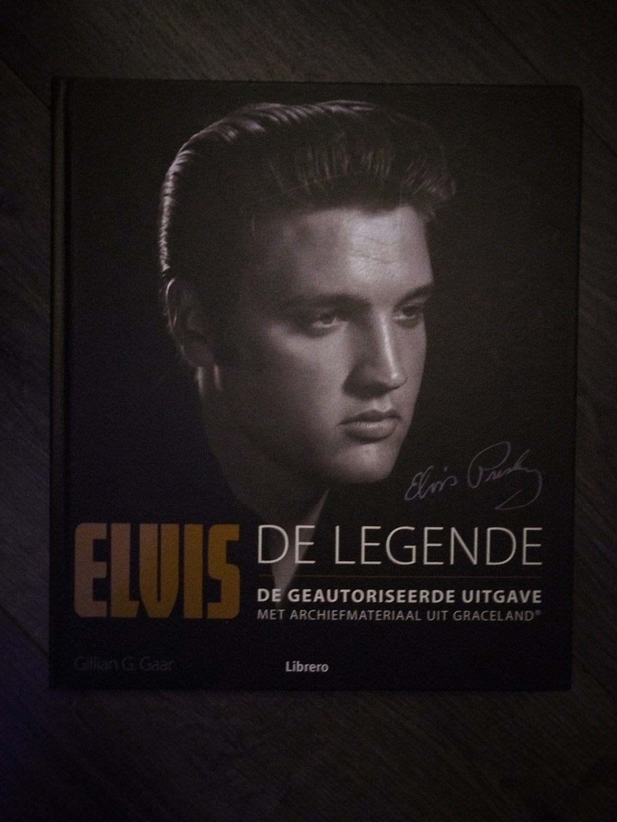ELVIS PRESLEY DE LEGENDE HARDCOVER NL LIBERO, Artiest, Ophalen of Verzenden, Gillian G. Gaar, Zo goed als nieuw