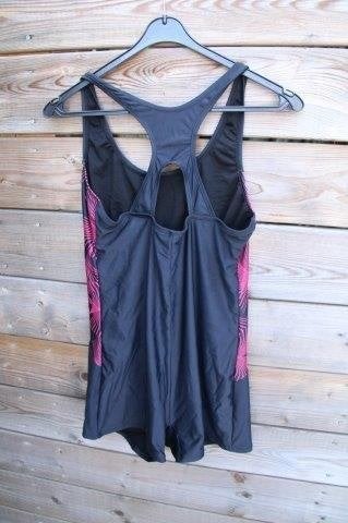 Badpak zwart/ roze mt 42 pijpjes Vaste prijs, Kleding | Dames, Ophalen of Verzenden, Zo goed als nieuw, Zwart, Badpak
