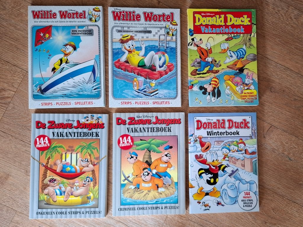 6 x Donald Duck vakantieboek, Meerdere stripboeken, Ophalen, Zo goed als nieuw, Walt Disney