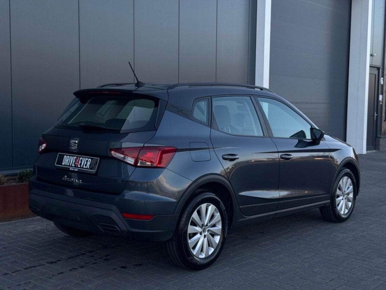 SEAT Arona 1.0 TSI Style | PDC | Carplay | LED, Auto's, Seat, Dealer onderhouden, Gebruikt, Arona, Met garantie (alle)