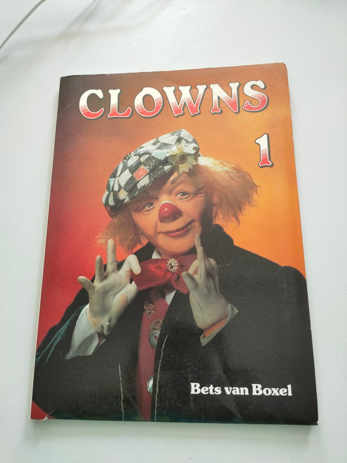 Clowns., Boeken, Ophalen of Verzenden
