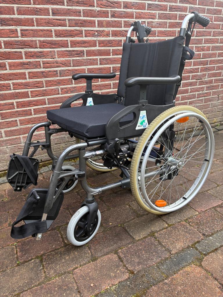 Rolstoel met duwondersteuning, Ophalen, Zo goed als nieuw, Duwrolstoel