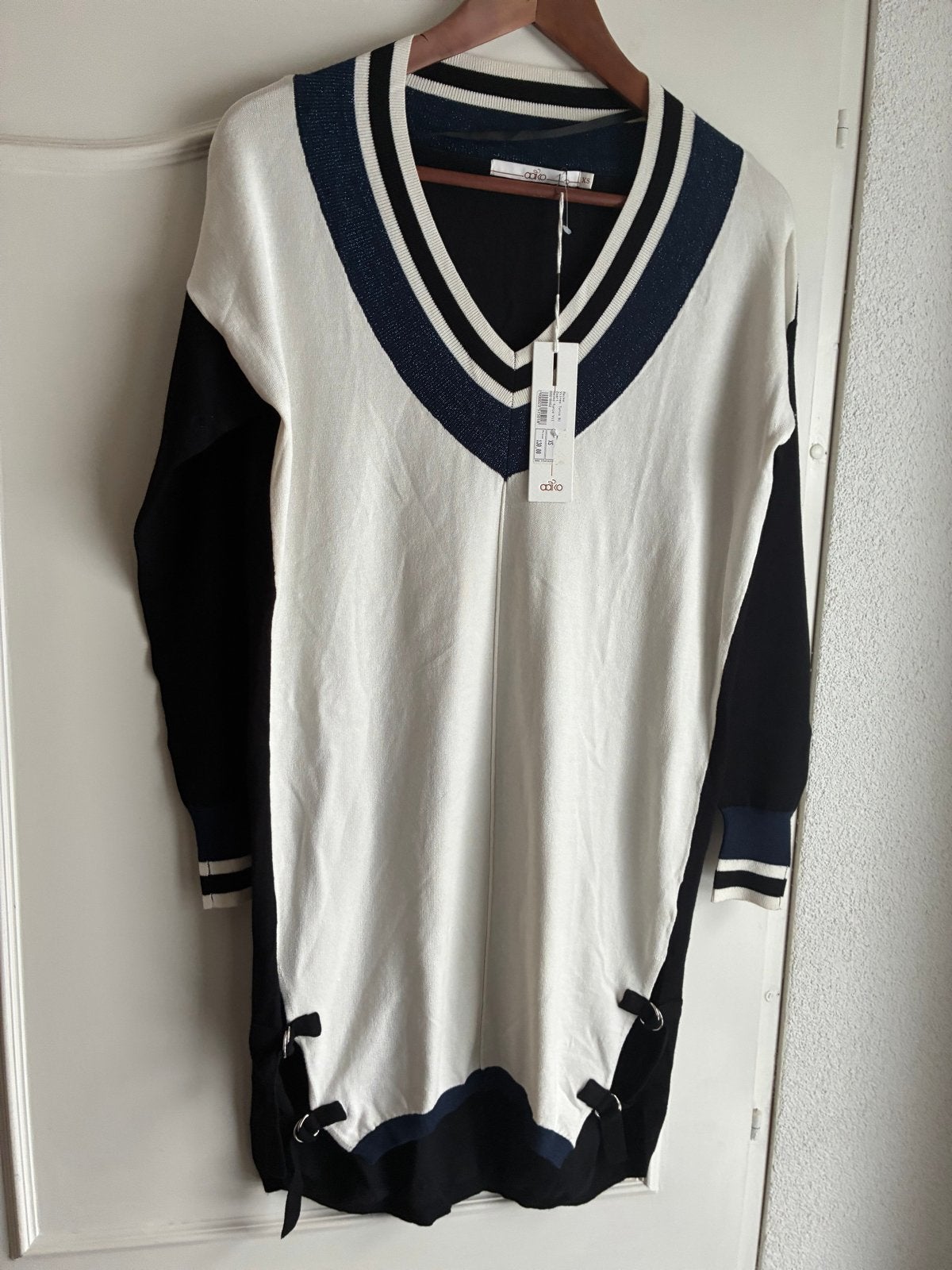 AAIKO Vilnes Tuniek Jurk Zwart/Wit/Blauw Maat XS, Zwart, Nieuw, Ophalen of Verzenden, Maat 34 (XS) of kleiner