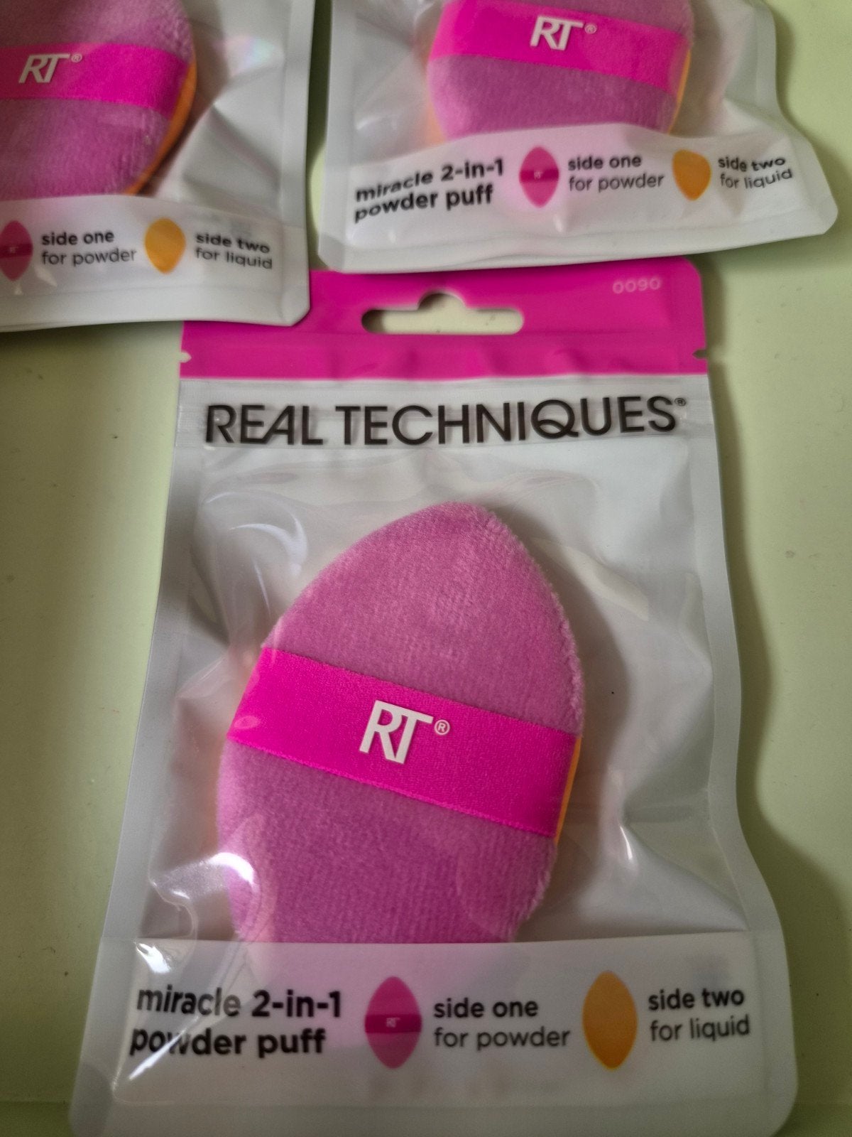Real technicus miracle 2 in 1 powder puff 3stuks voor 9,50, Ophalen of Verzenden, Nieuw, Gehele gezicht