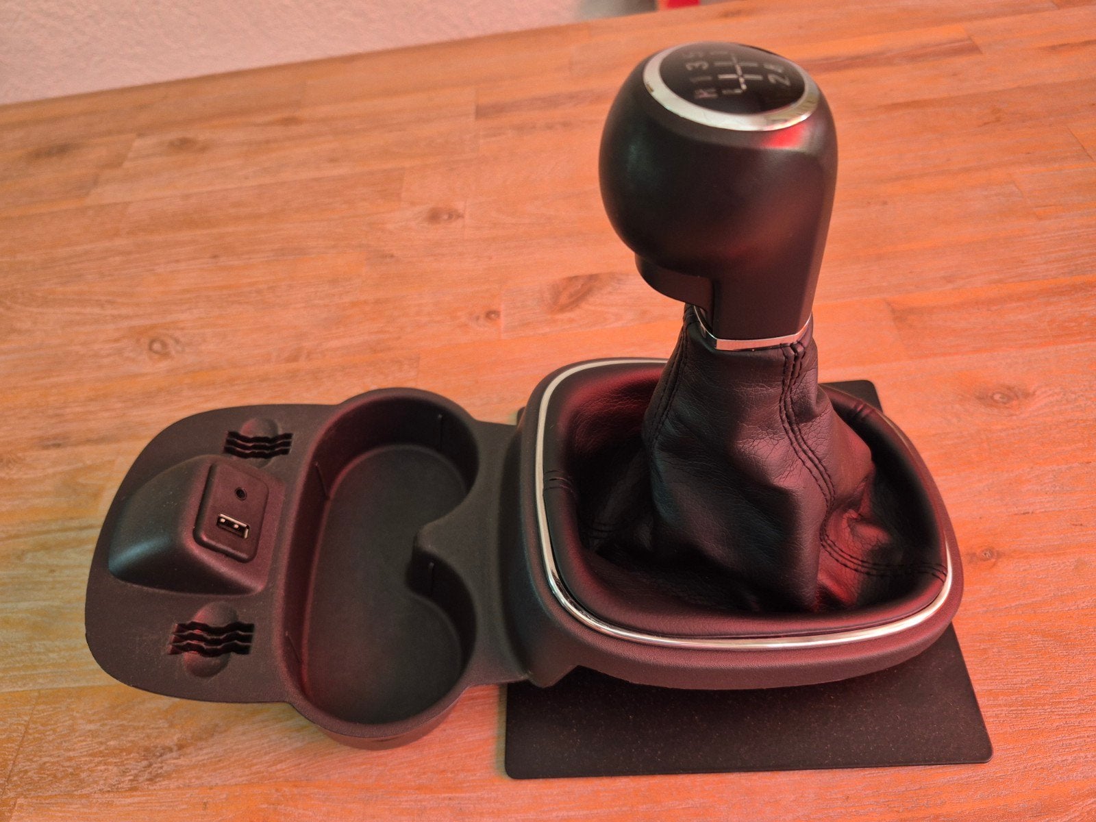 Versnellingspook Opel Corsa D met USB aansluiting., Ophalen of Verzenden, Gebruikt, Opel