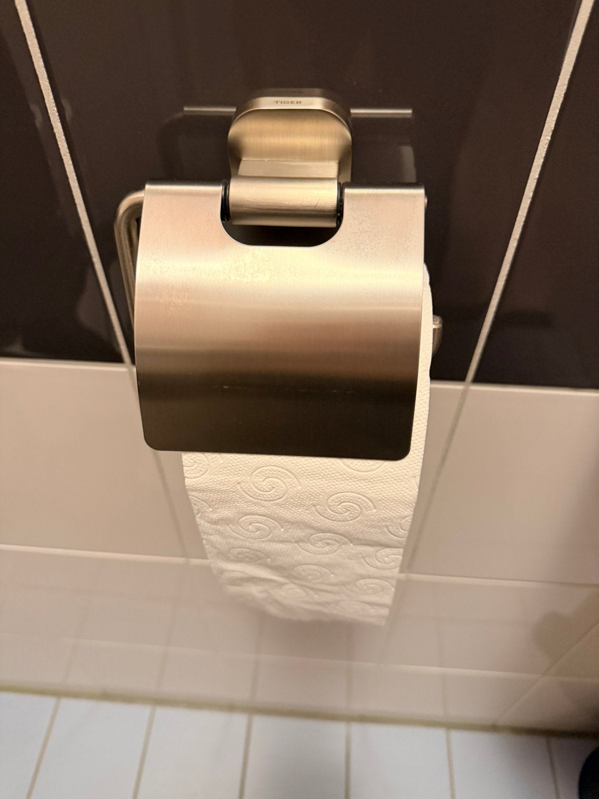 Tiger WC rol houder RVS in goede staat, Ophalen of Verzenden, Zo goed als nieuw, Rvs, Toilet