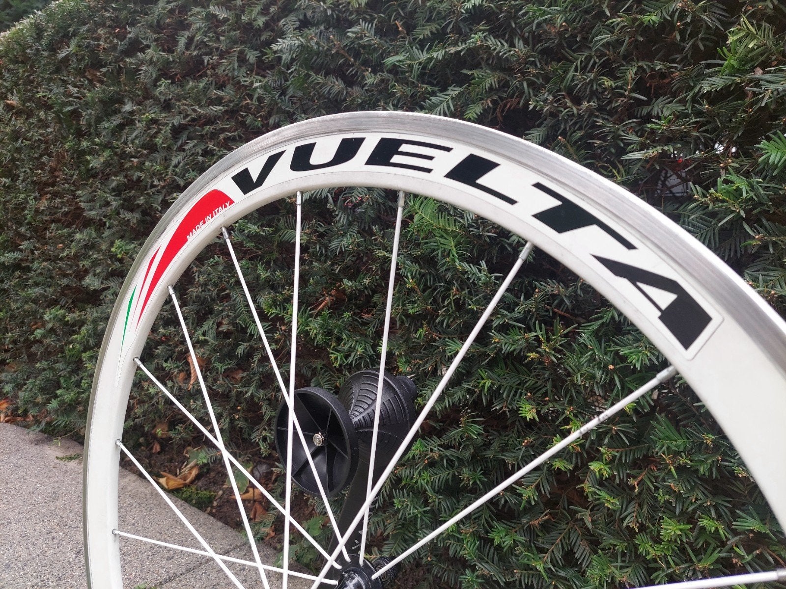 Vuelta Super Lite Voorwiel defect - Voor elk aannemelijk bod, Gebruikt, Bianchi, Aluminium, Racefiets
