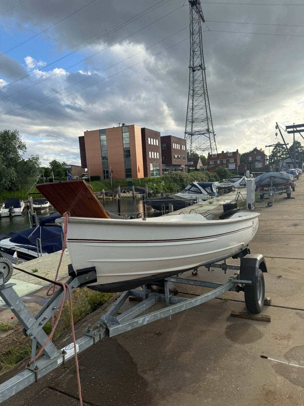With 320 met werk, Ophalen, Gebruikt, Overige typen, Motorboot
