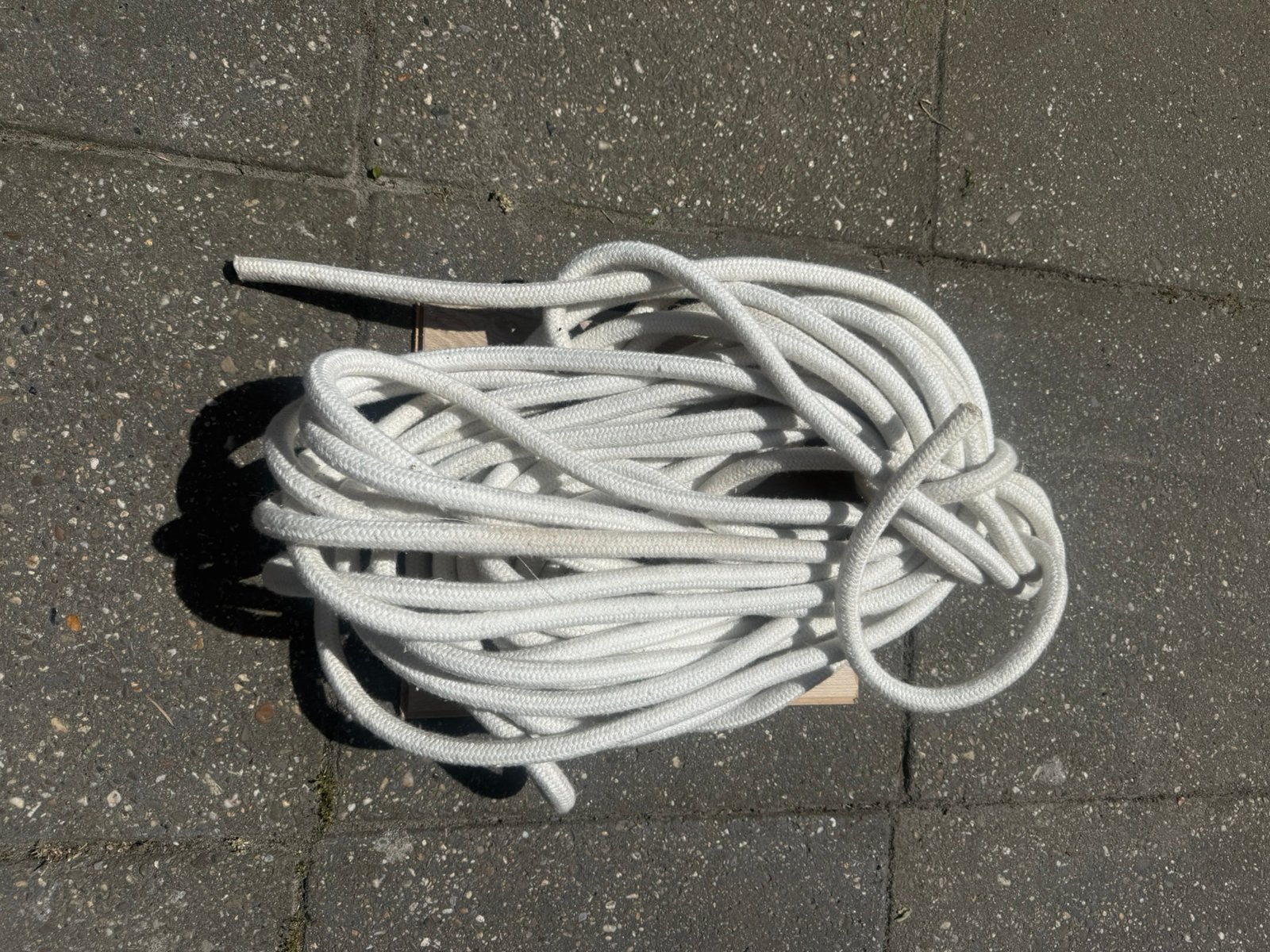 Zeil schoot 33 meter kleur wit, Watersport en Boten, Ophalen, Zo goed als nieuw