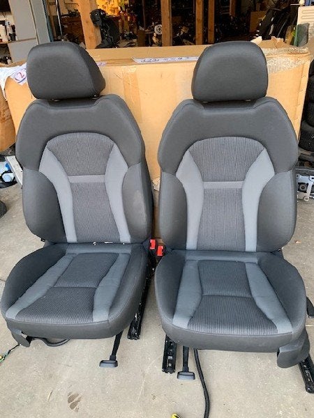 Stoel Links Voor sport Audi A1 Sportback (8XA/8XF) 2018, Gebruikt, Auto-Union-Straße  1, Ingolstadt 85057, , Duitsland, Info@audi.de