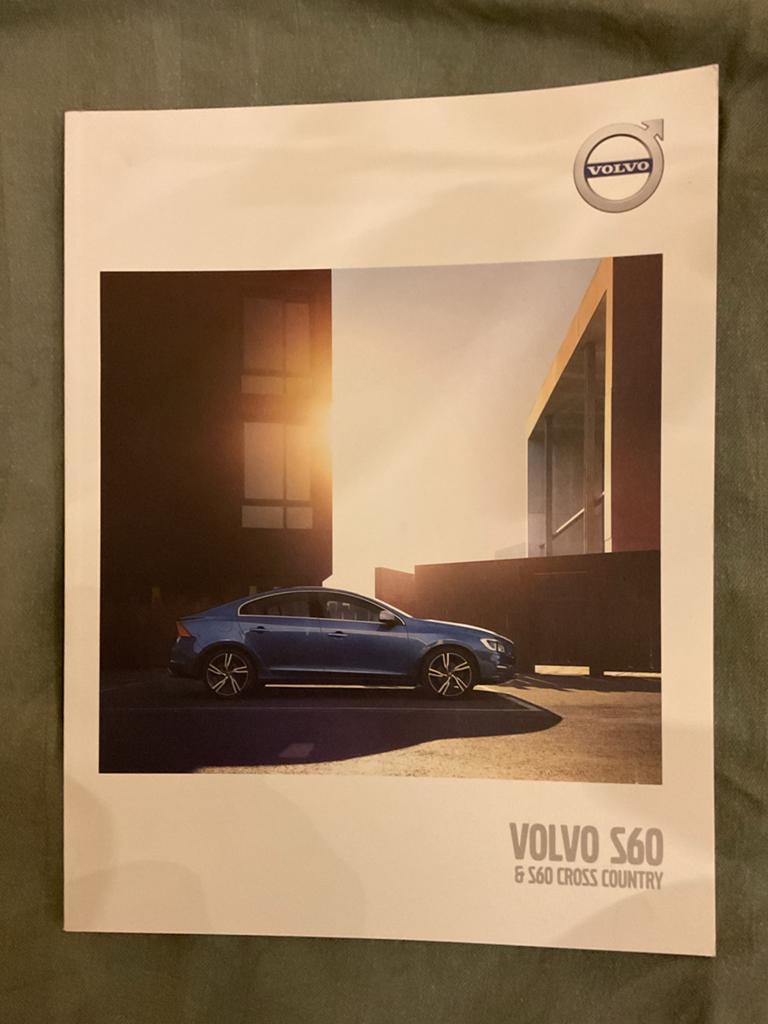 Volvo S60 Brochure: Nieuwstaat met Specs en Kleuren, Ophalen of Verzenden, Nieuw, Volvo