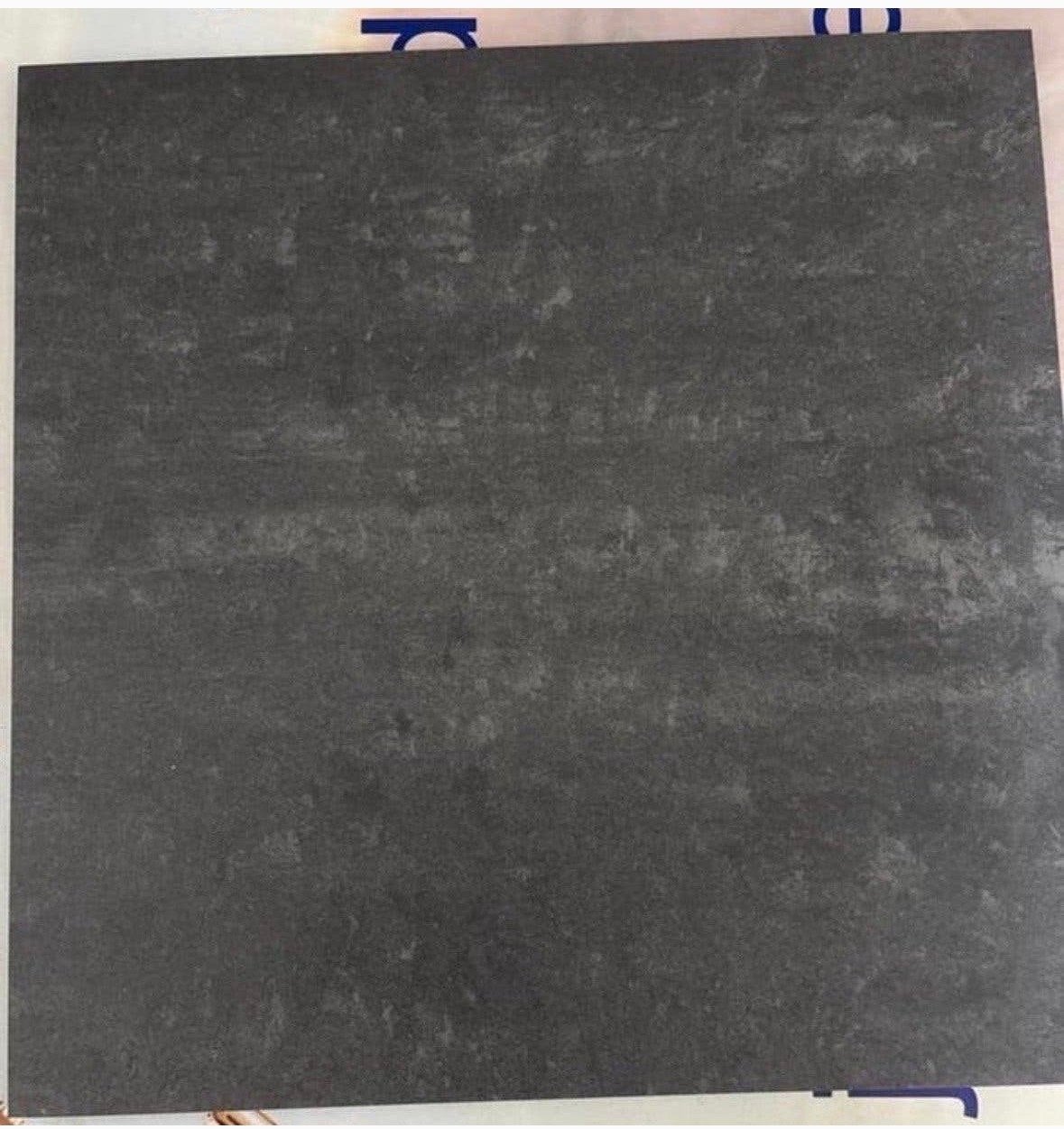 7 vloertegels - Donkergrijs, 60x60 cm, Doe-het-zelf en Verbouw, Tegels, Ophalen, 40 tot 60 cm, Keramiek, Zo goed als nieuw