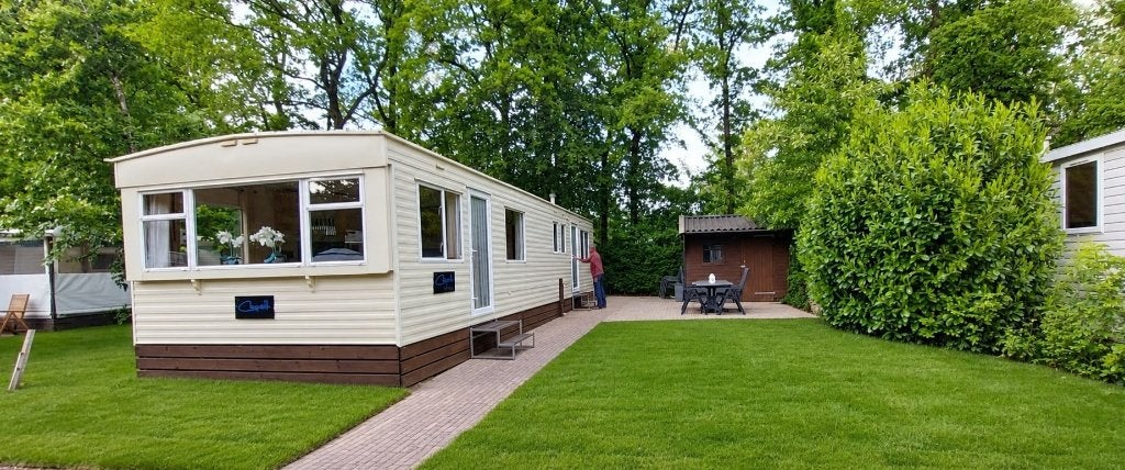 Nette 6 persoons stacaravan op camping ´t Hout, Bakkeveen., Caravans en Kamperen, Meer dan 6