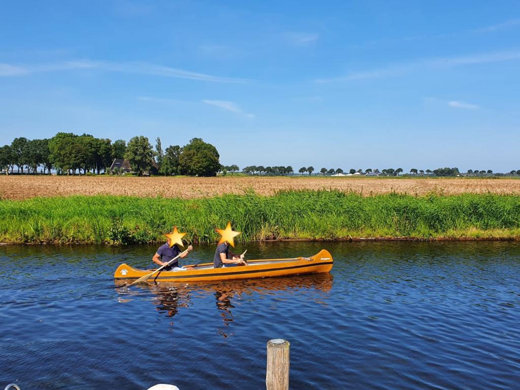 Te Koop Canadese Kano., Watersport en Boten, Kano's, Ophalen, Zo goed als nieuw, Canadese kano of Open kano, Met peddels
