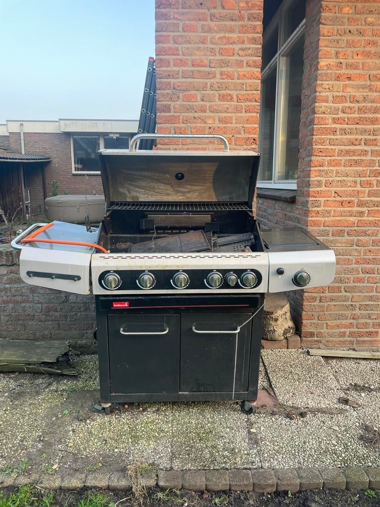 Barbecook Siësta 612 Gasbarbecue - Zes branders, Ophalen, Gebruikt