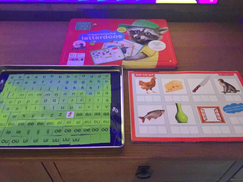 Letterdoos Zwijsen, speelgoed, Ophalen of Verzenden, Zo goed als nieuw, Taal en Lezen