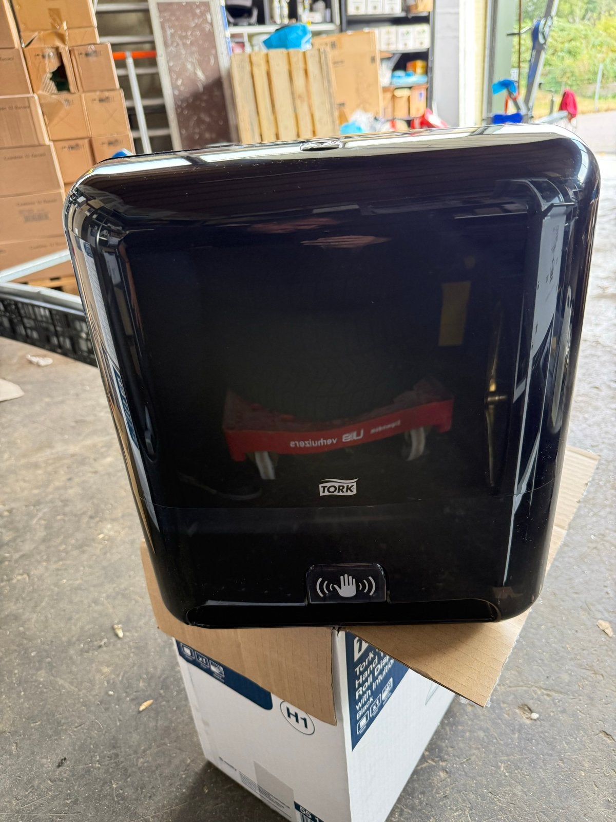 Tork Matic Handdoekrol Dispenser met Intuition Sensor Zwart, Ophalen of Verzenden