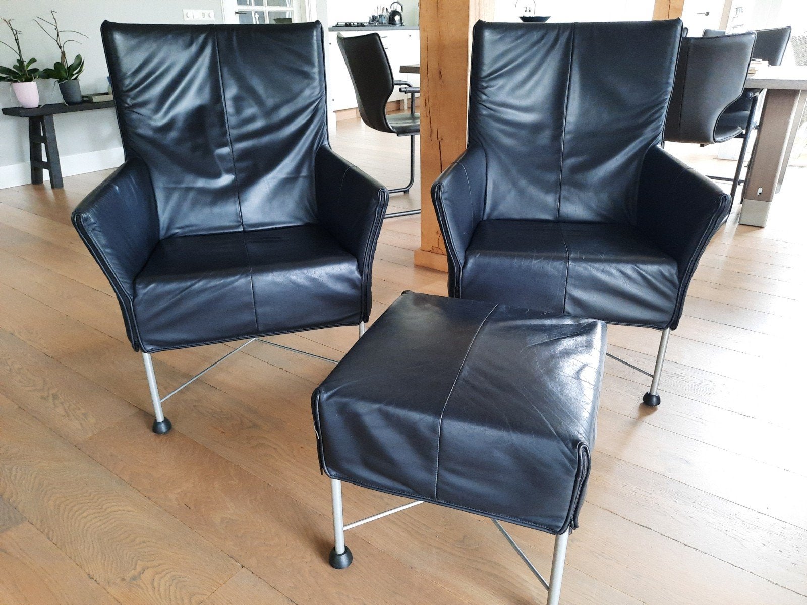 2 Fauteuils Charly van Montis en hocker, Ophalen, Minder dan 75 cm, Leer, Zo goed als nieuw