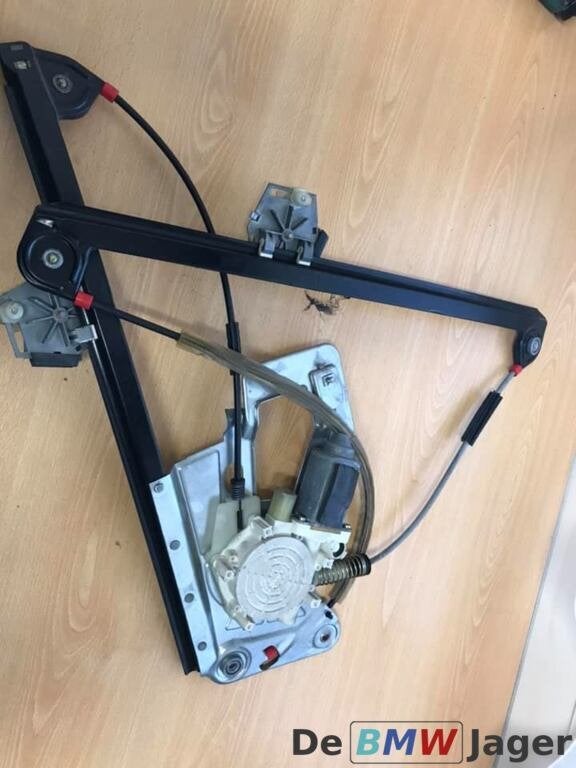 Raammechanisme R.V  met motor BMW 5 serie E39 51338252392, Gebruikt, Ophalen of Verzenden, BMW, BMW