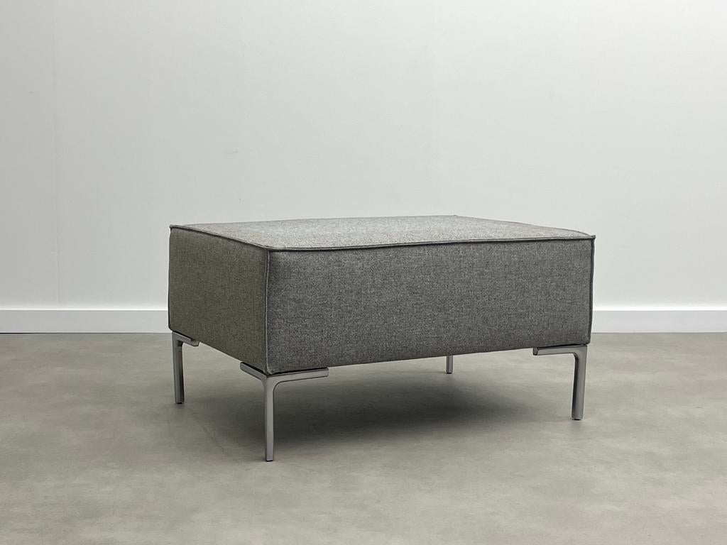 Design on Stock poef / hocker, Ophalen, Vierkant, 75 tot 100 cm, Zo goed als nieuw