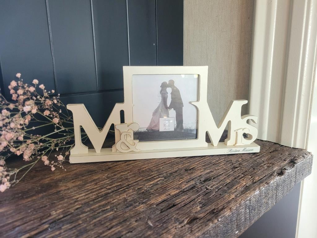 Leuke creme  fotolijst RM Mr&Mrs, Huis en Inrichting, Verzenden, Gebruikt, Hout