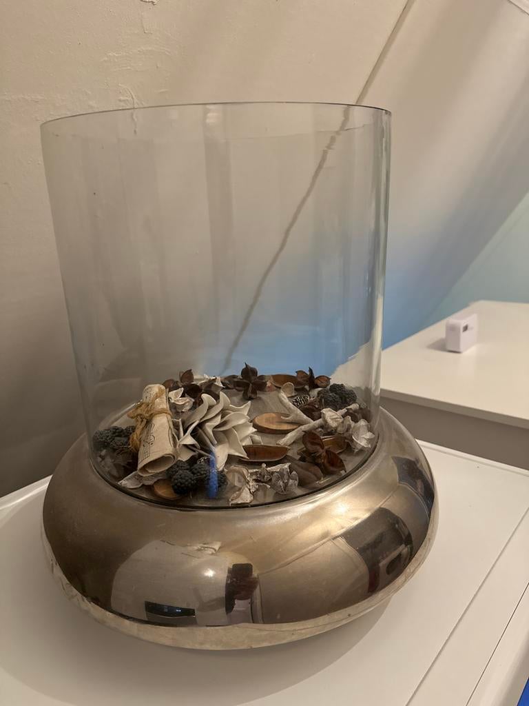 Decoratieve glazen vaas met potpourri, Ophalen, Gebruikt, Modern, Glas