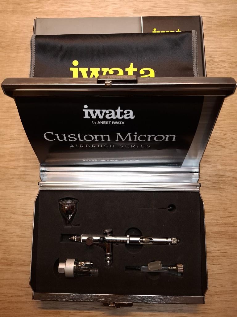 Iwata Custom Micron Takumi airbrush, Hobby en Vrije tijd, Schilderen, Ophalen, Zo goed als nieuw, Airbrush en Toebehoren