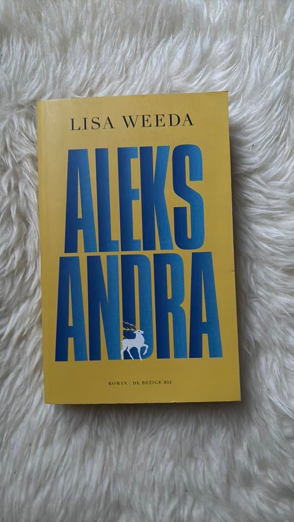 Lisa Weeda - Aleksandra, Boeken, Literatuur, Zo goed als nieuw, Ophalen of Verzenden