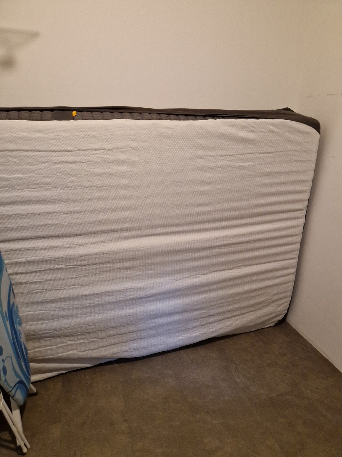 Emma matras 160x200 cm, 2 jaar oud, wasbaar, Huis en Inrichting, Slaapkamer | Matrassen en Bedbodems, Gebruikt, Tweepersoons, Ophalen of Verzenden