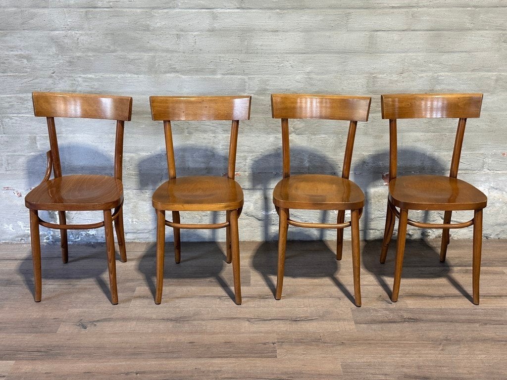 8 oude cafestoelen / prijs per stuk, Bruin, Ophalen of Verzenden, Vijf, Zes of meer stoelen, Hout