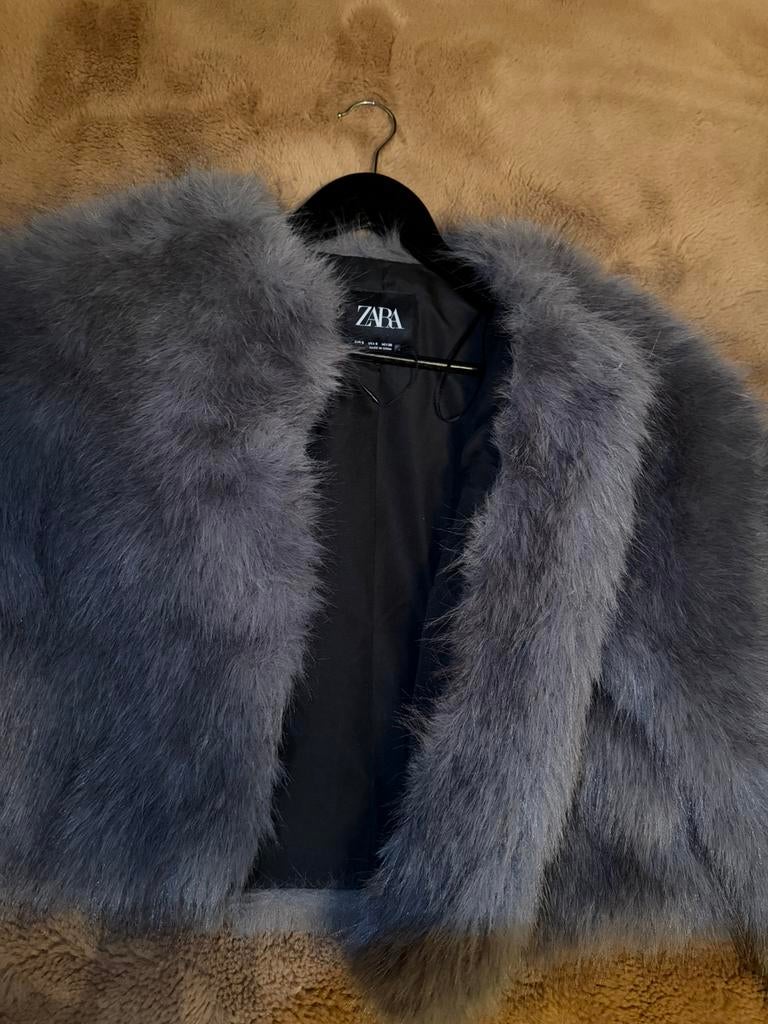 Zara, bontjas, Kleding | Dames, Jassen | Winter, Ophalen of Verzenden, Nieuw, Maat 36 (S), Grijs