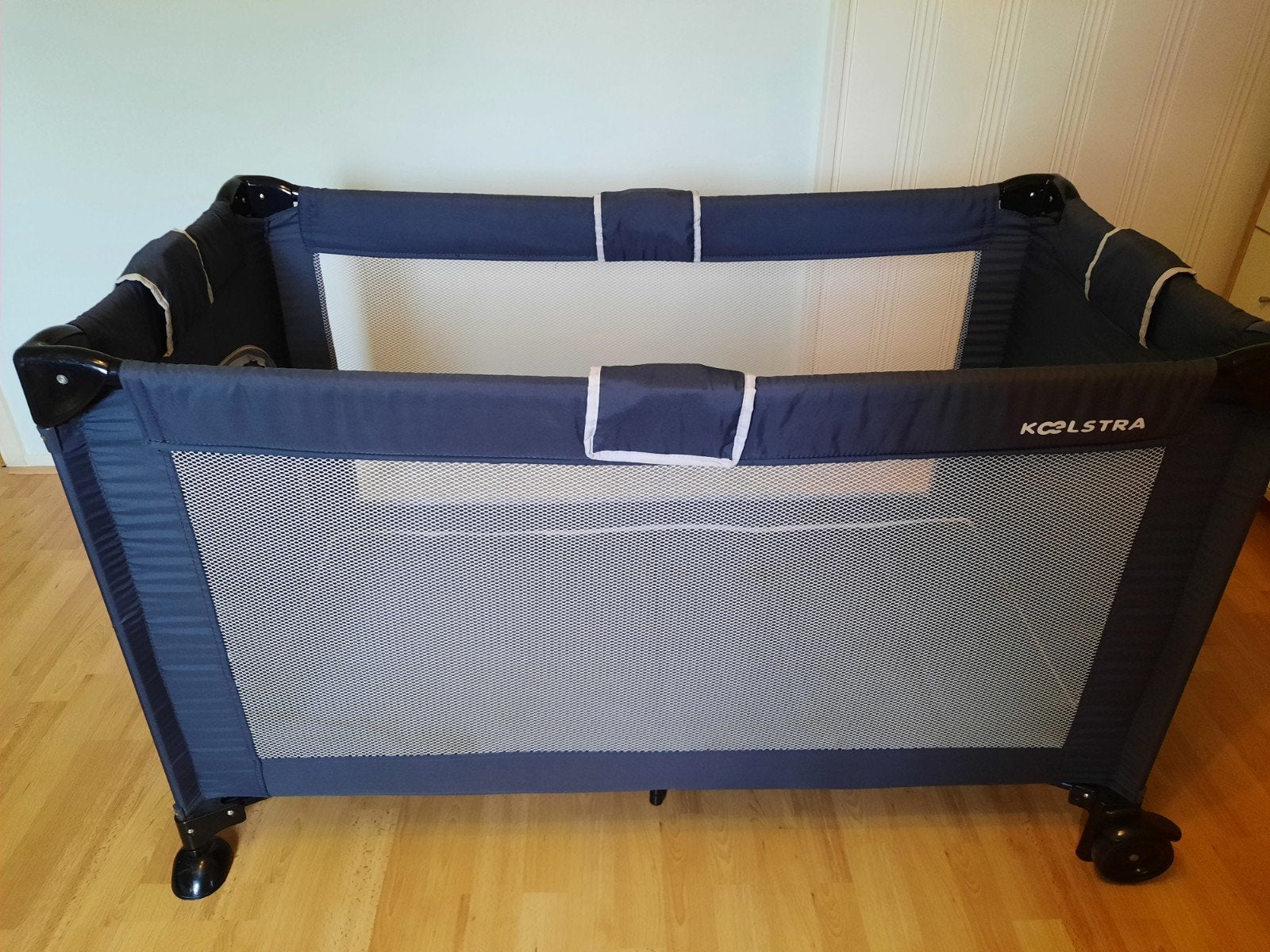 koelstra, campingbedje, reisbedje, travelsleeper, met matras, Kinderen en Baby's, Babywiegjes en Ledikanten, Ophalen, Zo goed als nieuw