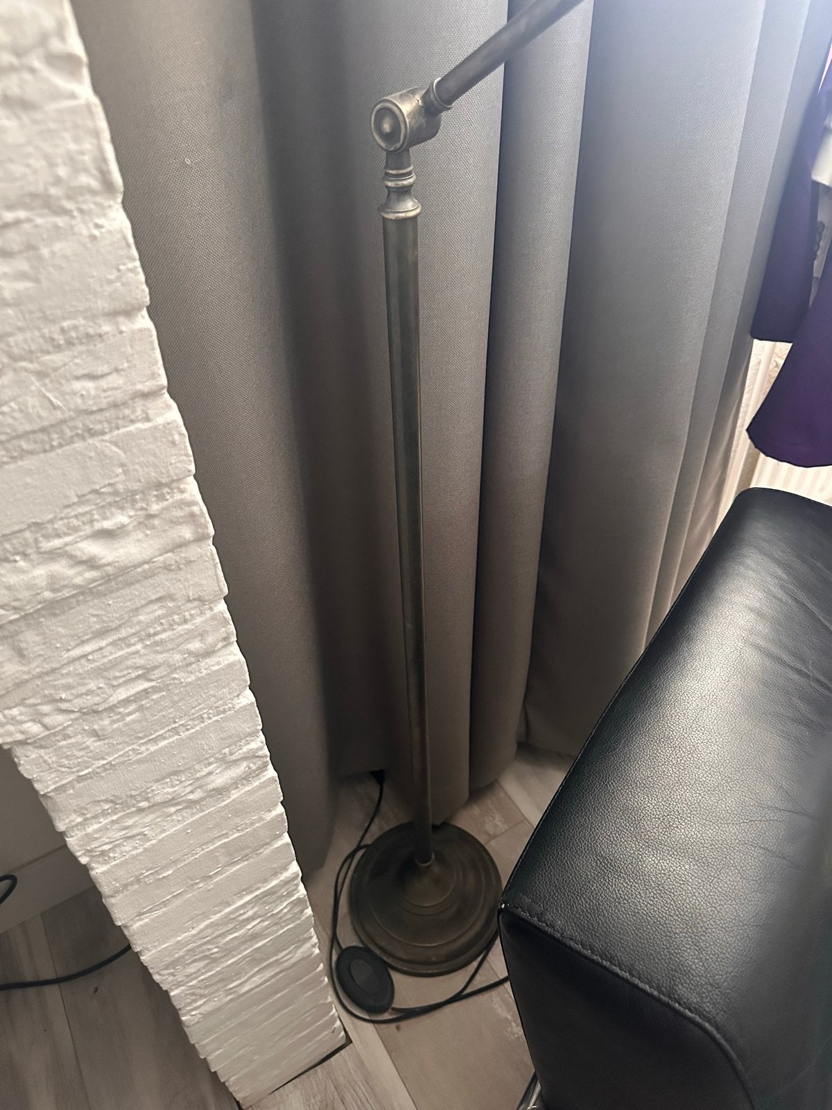 Verstelbare leeslamp met kantelbaar kapje, oud zilver, Ophalen, Gebruikt, Metaal