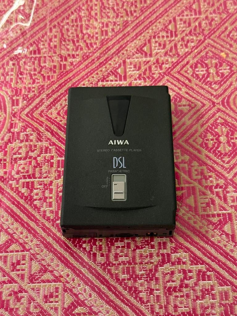 Aiwa walkman HS-PL303 ( Lees )