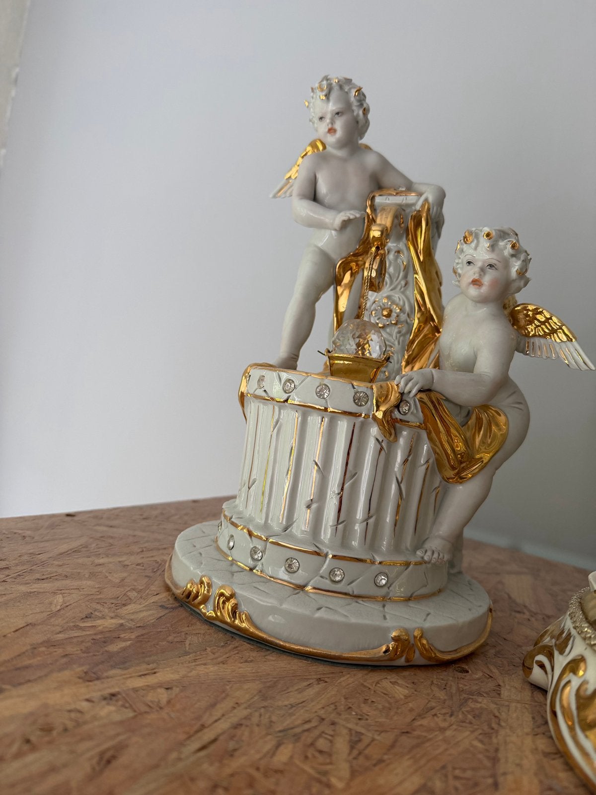 Capodimonte beeld waterput, Ophalen